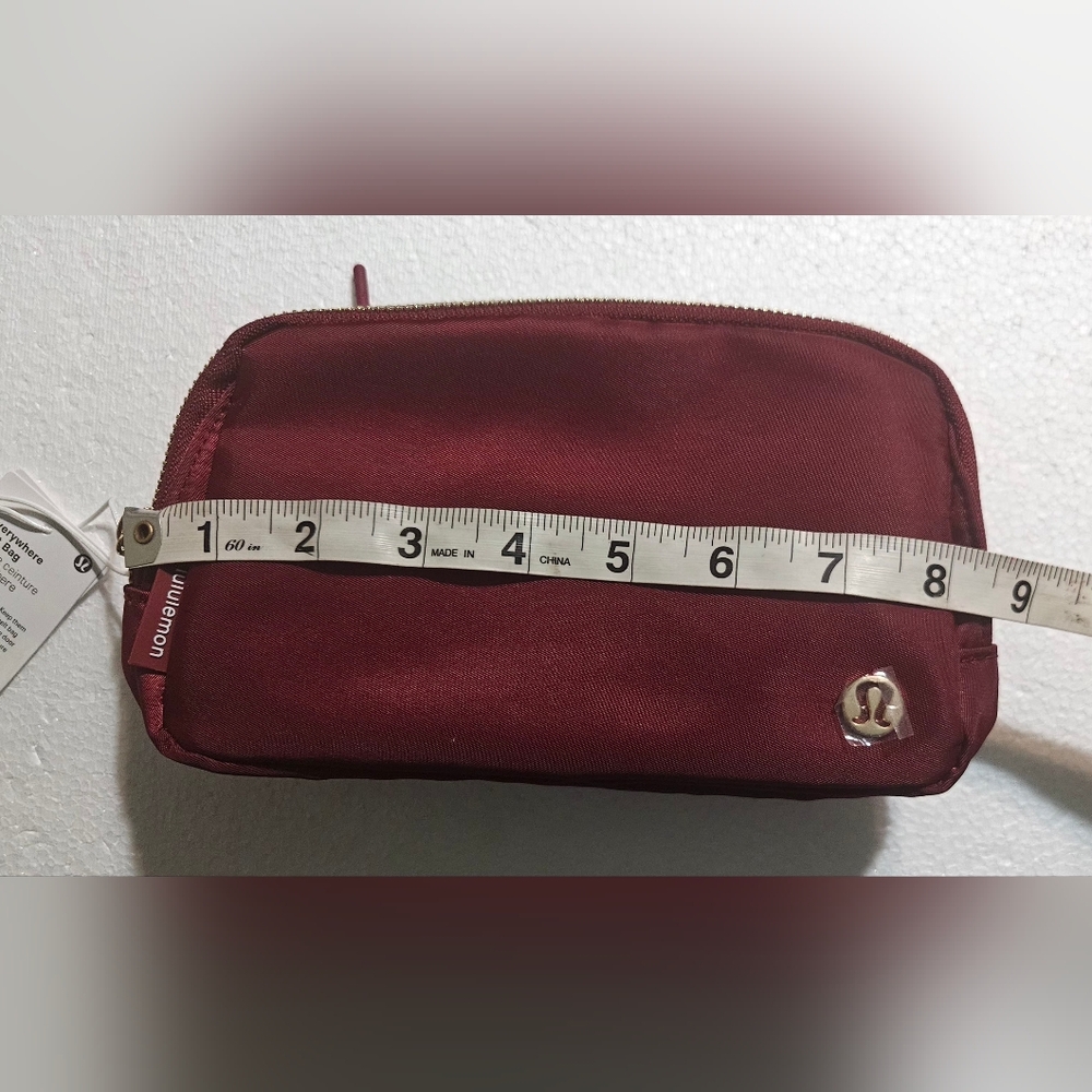 💙💛lululemon‎ Everywhere Belt Bag 1L🩷🩵 - Picture 5 of 6